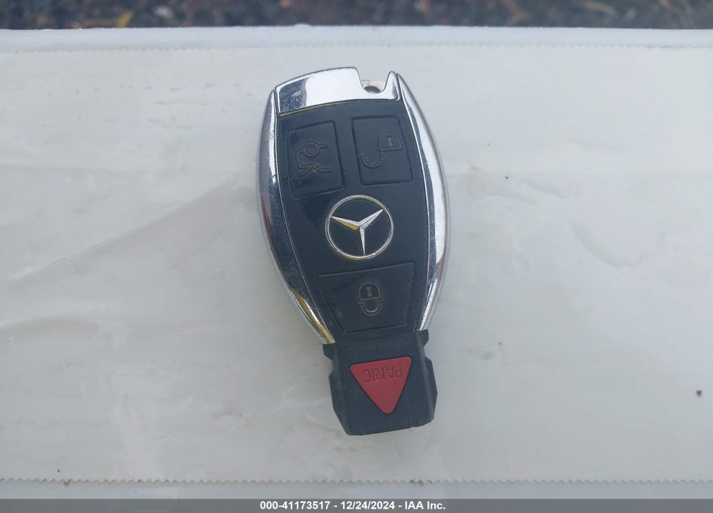 2001 MERCEDES-BENZ S 500 VIN: WDBNG75J71A203330