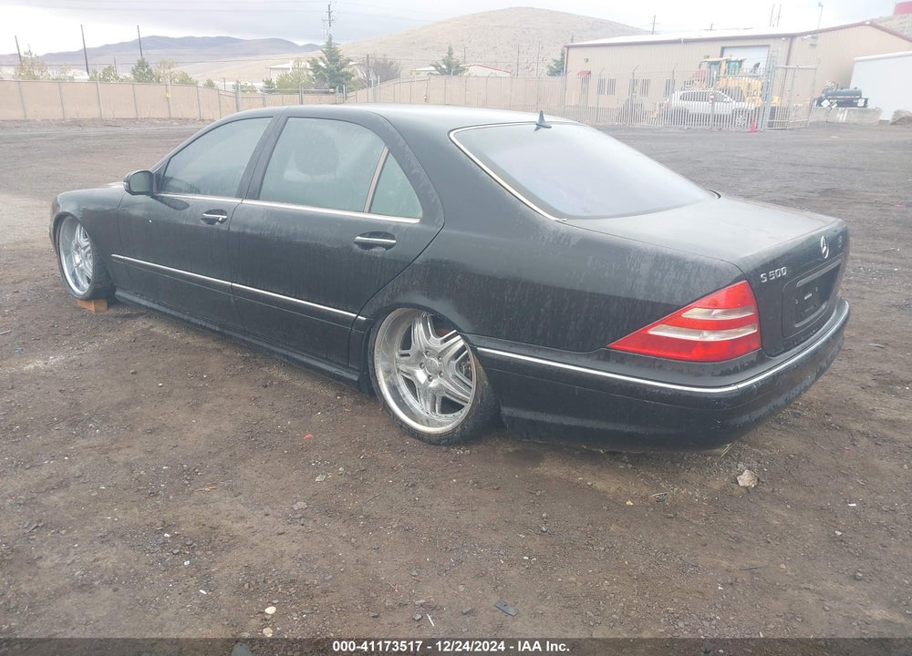 2001 MERCEDES-BENZ S 500 VIN: WDBNG75J71A203330