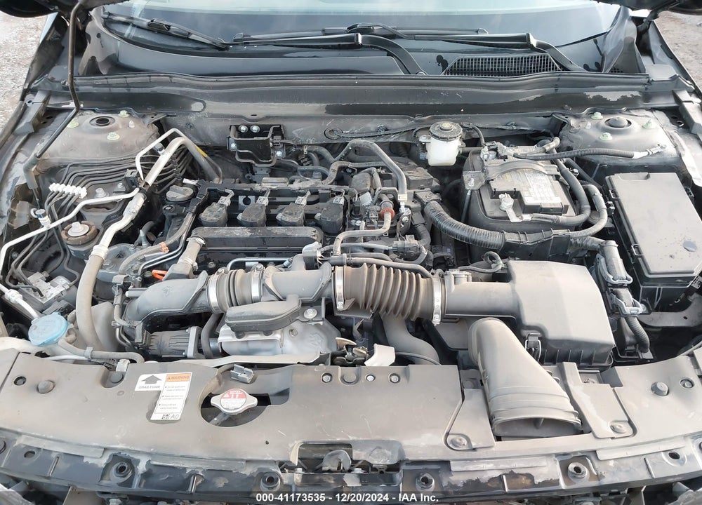 2022 HONDA ACCORD VIN: 1HGCV1F15NA043305