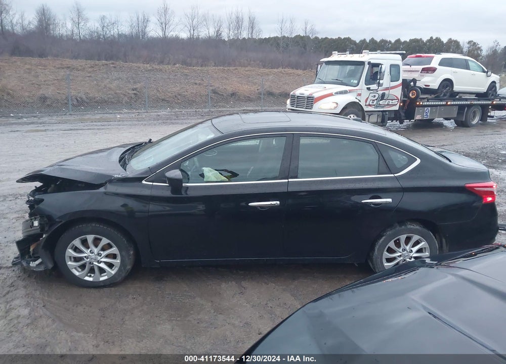 2017 NISSAN SENTRA VIN: 3N1AB7AP5HY291571