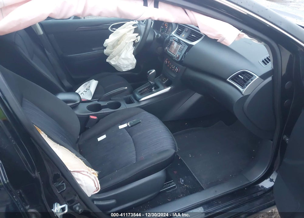 2017 NISSAN SENTRA VIN: 3N1AB7AP5HY291571