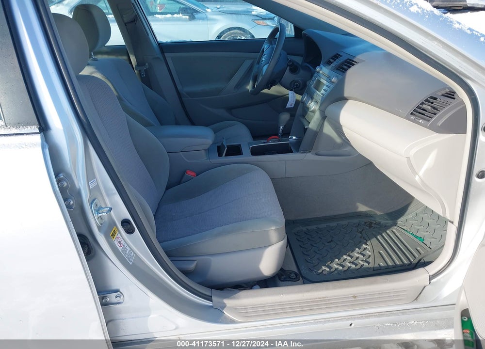 2011 TOYOTA CAMRY LE VIN: 4T1BF3EKXBU670665