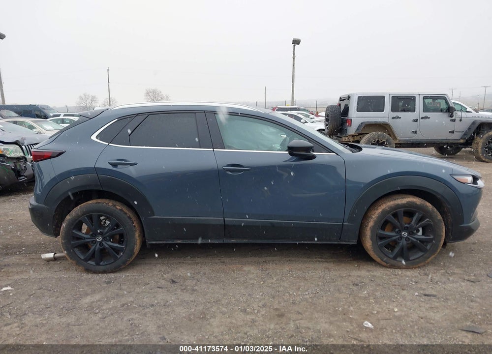 2024 MAZDA CX-30 2.5 S CARBON EDITION VIN: 3MVDMBCM8RM613251
