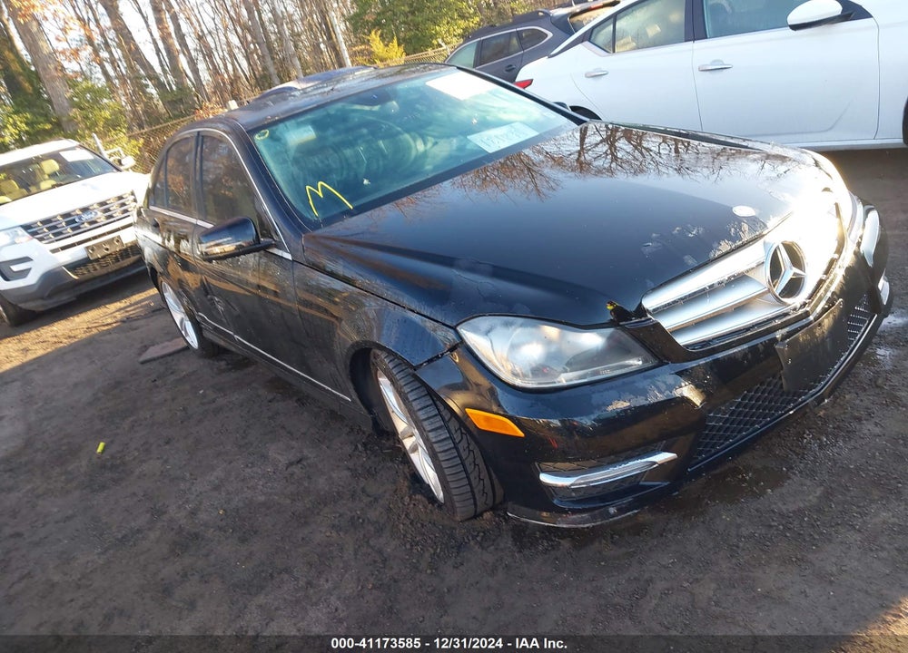 2013 MERCEDES-BENZ C 300 LUXURY 4MATIC/SPORT 4MATIC VIN: WDDGF8AB8DR288997