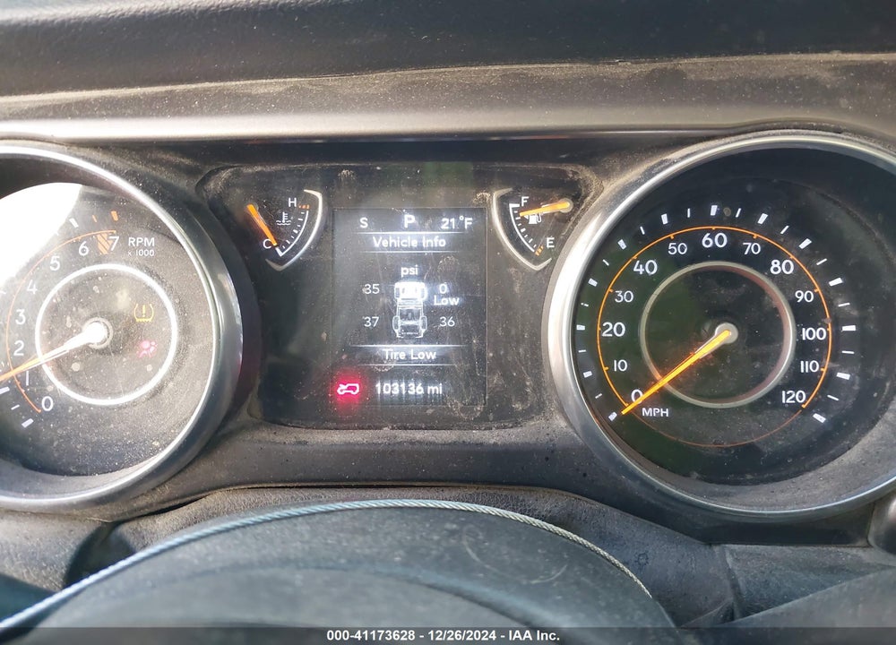 2018 JEEP WRANGLER UNLIMITED VIN: 1C4HJXDG8JW179984