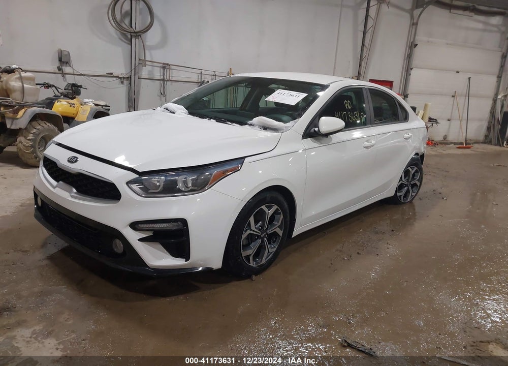 2019 KIA FORTE LXS VIN: 3KPF24AD6KE130680