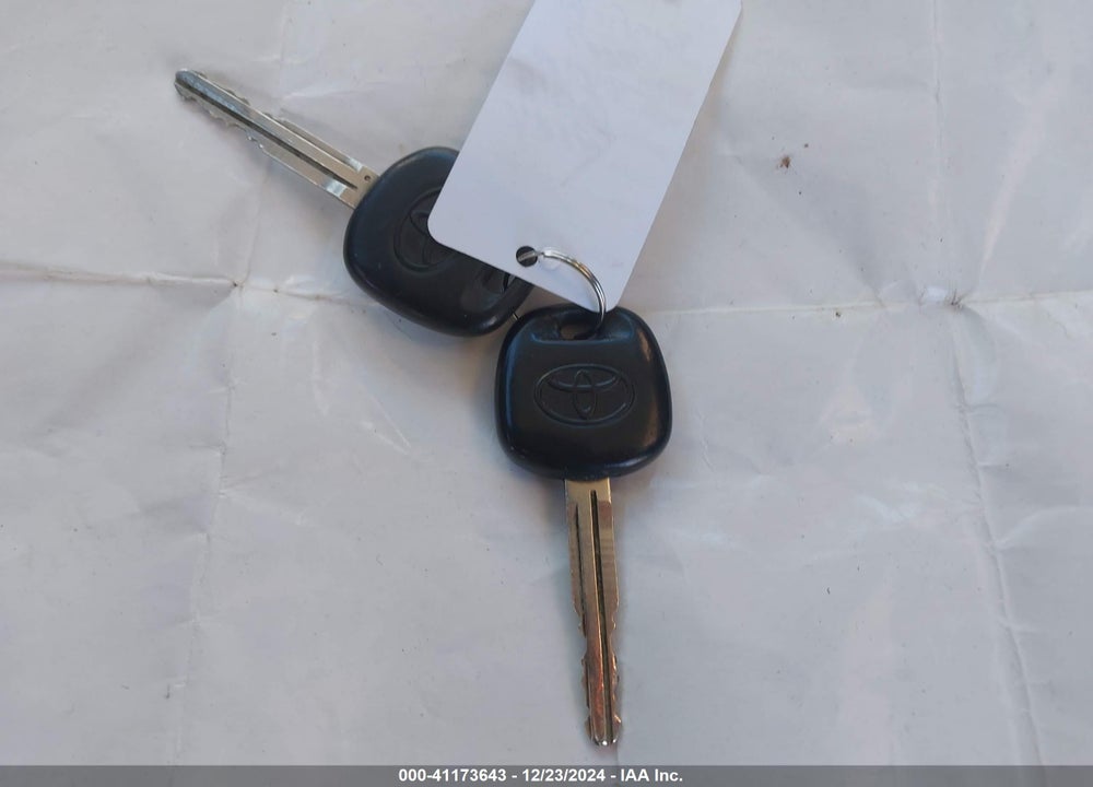 2007 TOYOTA COROLLA CE VIN: 2T1BR32E47C786474