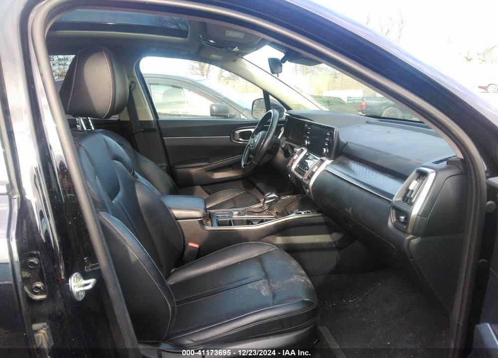 2021 KIA SORENTO S VIN: 5XYRLDLC5MG003200