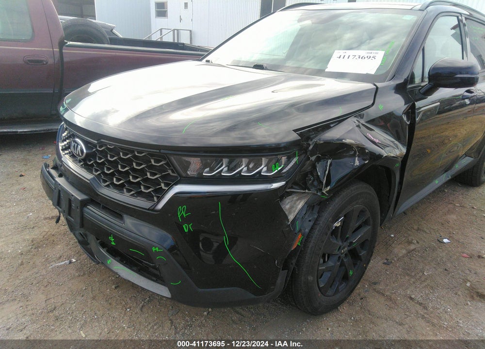 2021 KIA SORENTO S VIN: 5XYRLDLC5MG003200