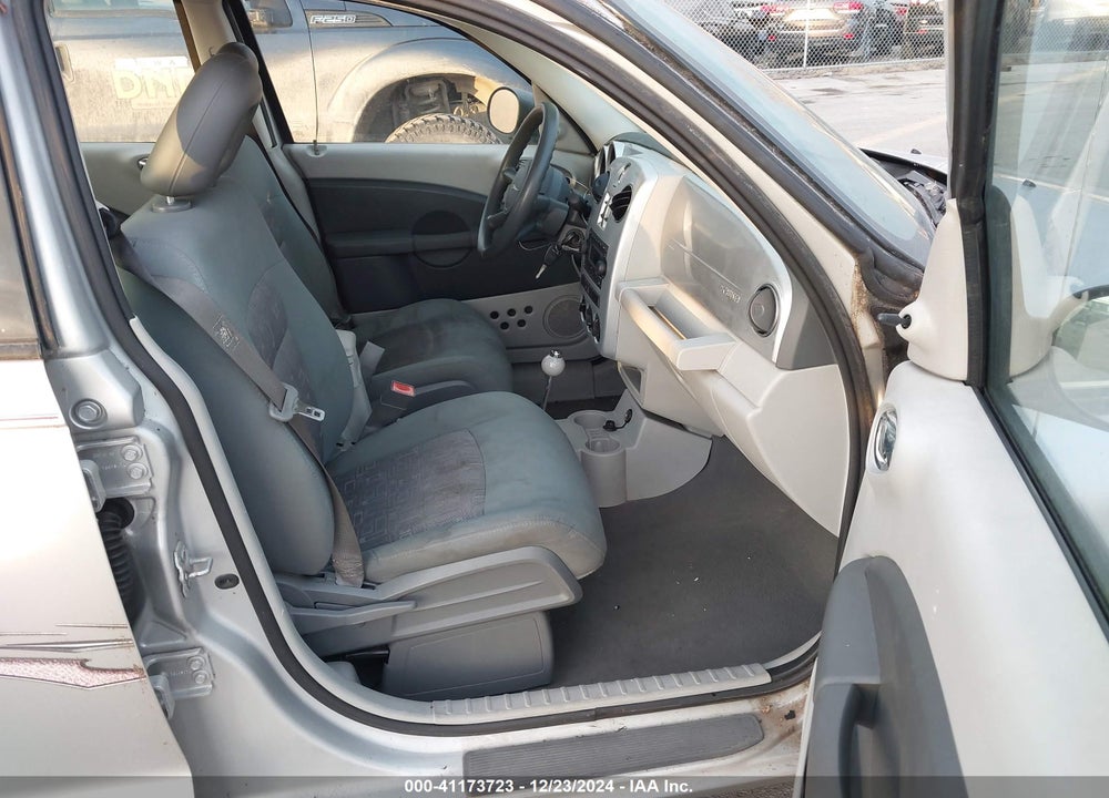 2008 CHRYSLER PT CRUISER LX VIN: 3A8FY48B98T105403