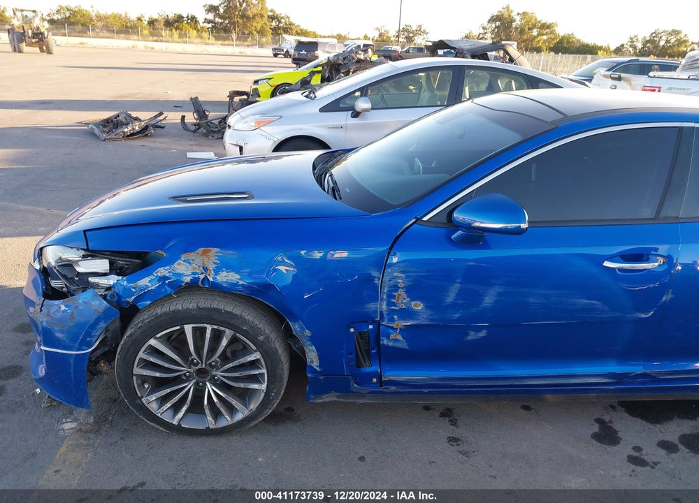 2019 KIA STINGER PREMIUM VIN: KNAE25LAXK6059233