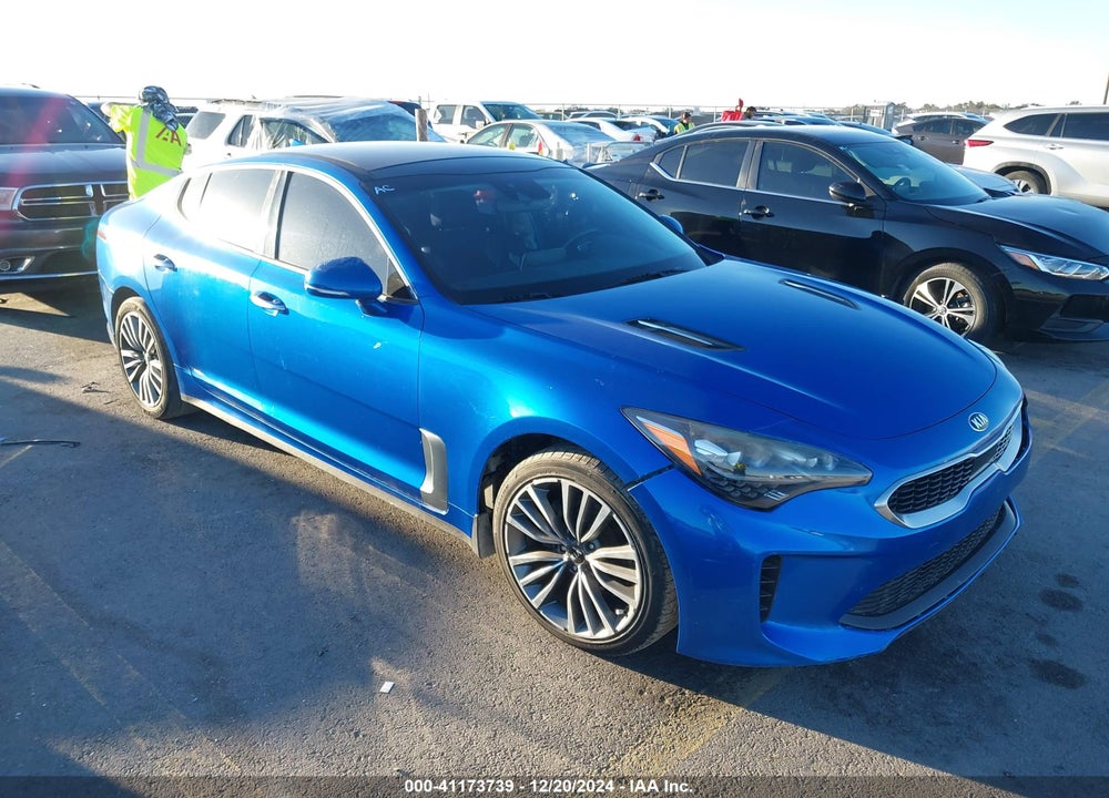 2019 KIA STINGER PREMIUM VIN: KNAE25LAXK6059233