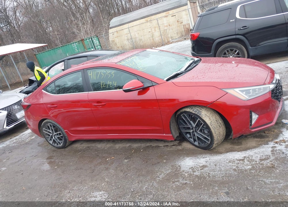 2019 HYUNDAI ELANTRA VIN: KMHD04LB9KU813625