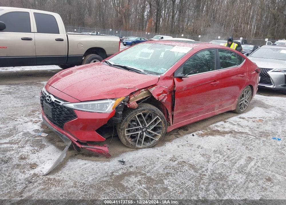 2019 HYUNDAI ELANTRA VIN: KMHD04LB9KU813625