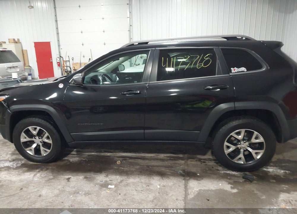 2015 JEEP CHEROKEE VIN: 1C4PJMBS1FW644422