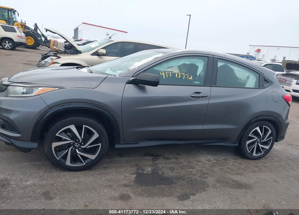 2019 HONDA HR-V VIN: 3CZRU6H10KG725585