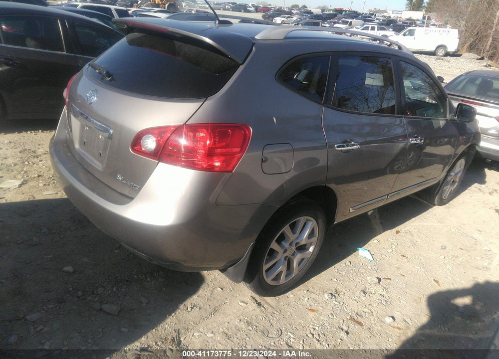 2013 NISSAN ROGUE SV W/SL PKG VIN: JN8AS5MV7DW658911