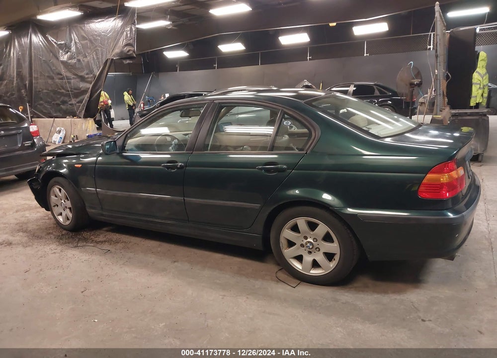 2005 BMW 325I VIN: WBAAZ33405KW76659