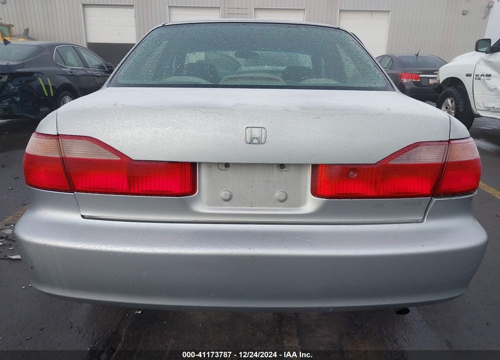 1999 HONDA ACCORD LX VIN: JHMCG6650XC034512