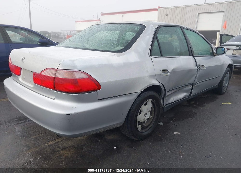 1999 HONDA ACCORD LX VIN: JHMCG6650XC034512