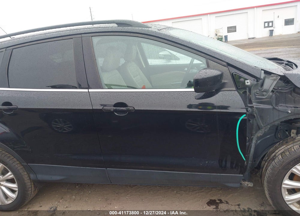 2019 FORD ESCAPE SEL VIN: 1FMCU0HD7KUB74597