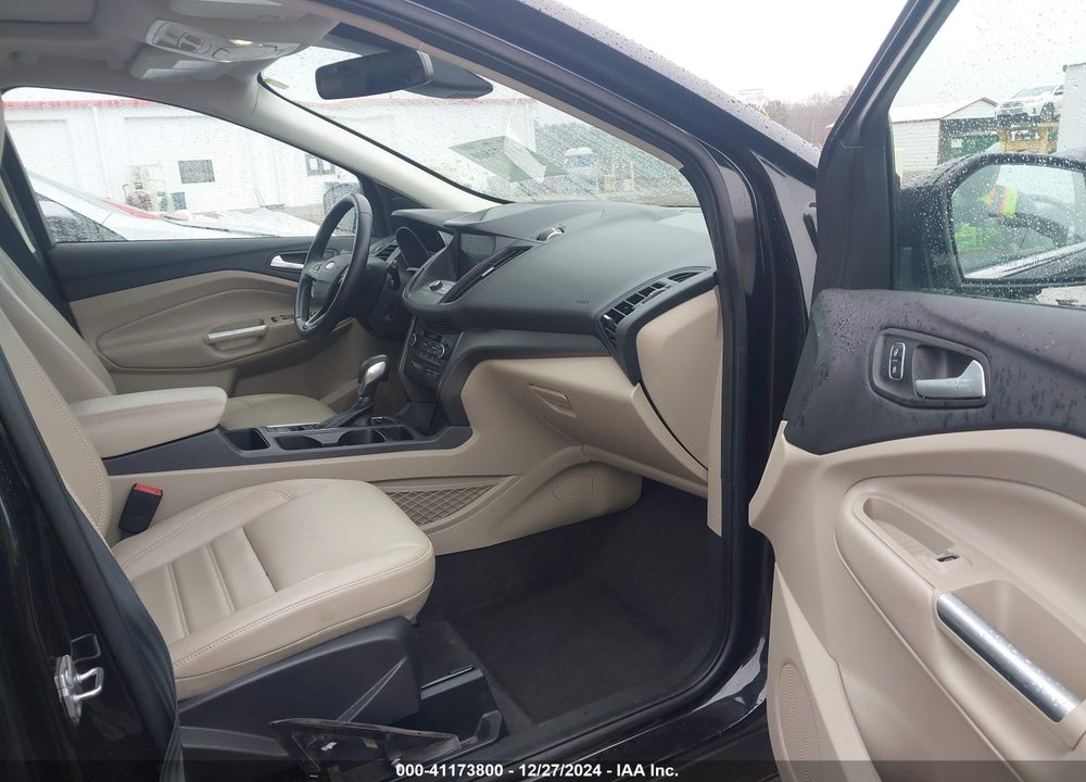 2019 FORD ESCAPE SEL VIN: 1FMCU0HD7KUB74597