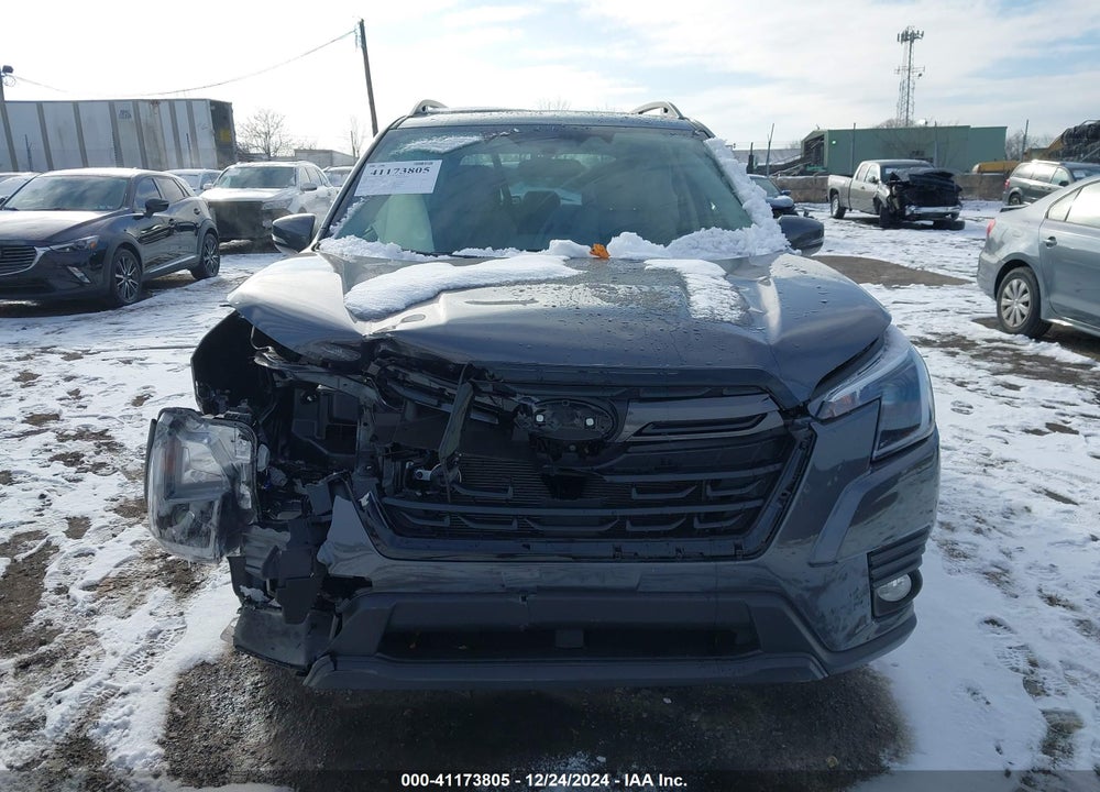 2023 SUBARU FORESTER LIMITED VIN: JF2SKAPC4PH526413