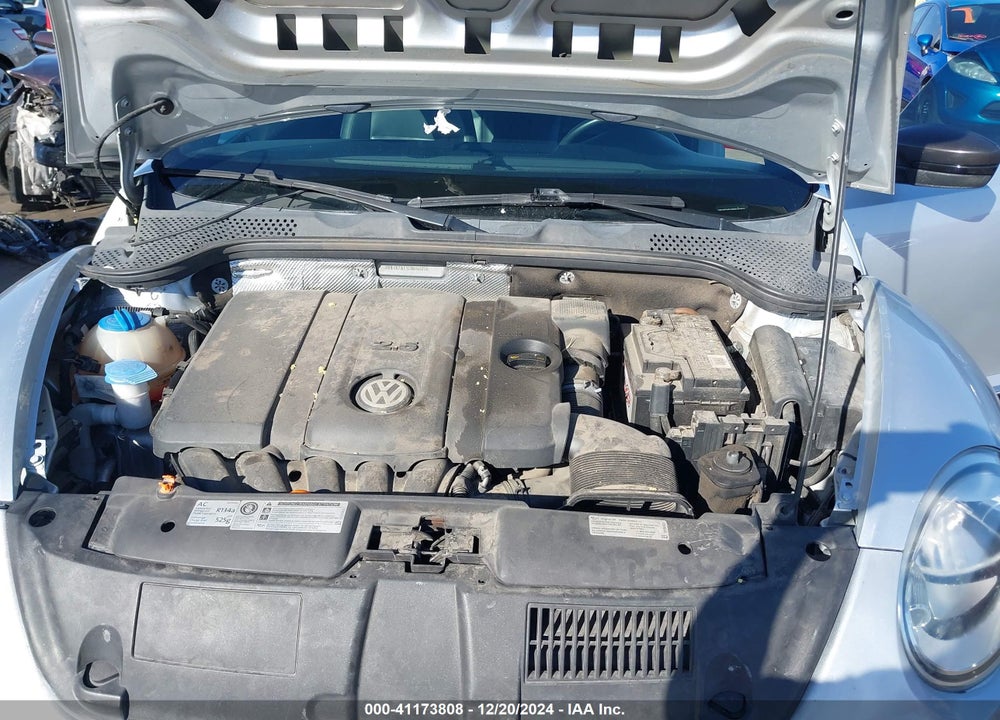 2012 VOLKSWAGEN BEETLE 2.5L VIN: 3VWJX7AT1CM646356