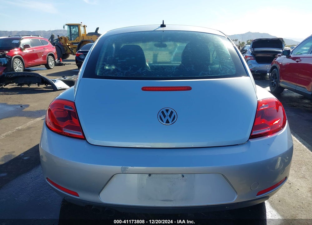 2012 VOLKSWAGEN BEETLE 2.5L VIN: 3VWJX7AT1CM646356