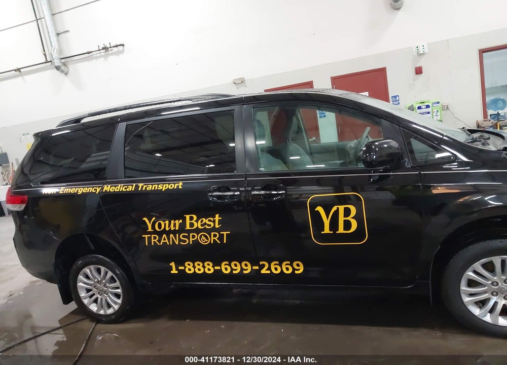 2014 TOYOTA SIENNA VIN: 5TDYK3DC8ES418233