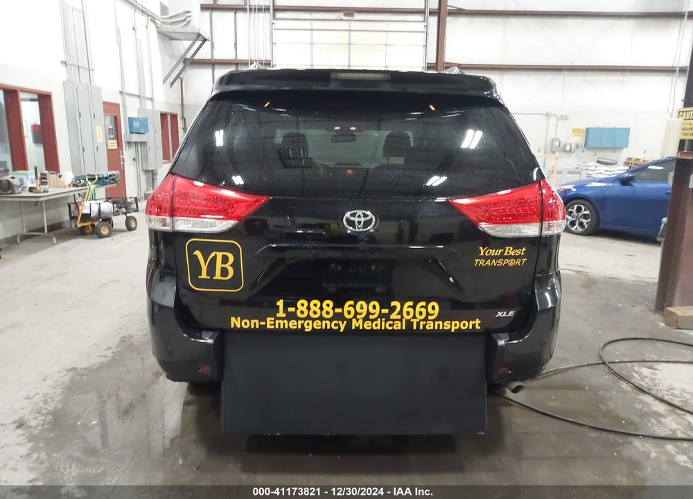 2014 TOYOTA SIENNA VIN: 5TDYK3DC8ES418233