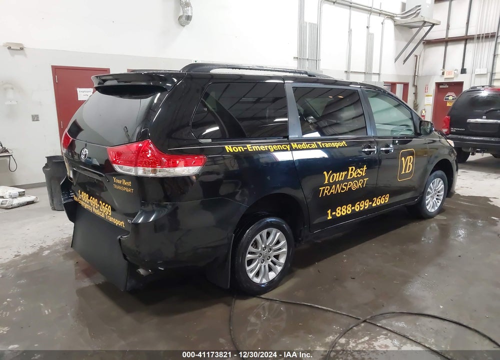 2014 TOYOTA SIENNA VIN: 5TDYK3DC8ES418233