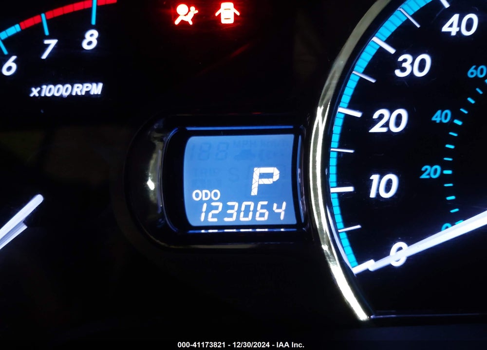 2014 TOYOTA SIENNA VIN: 5TDYK3DC8ES418233
