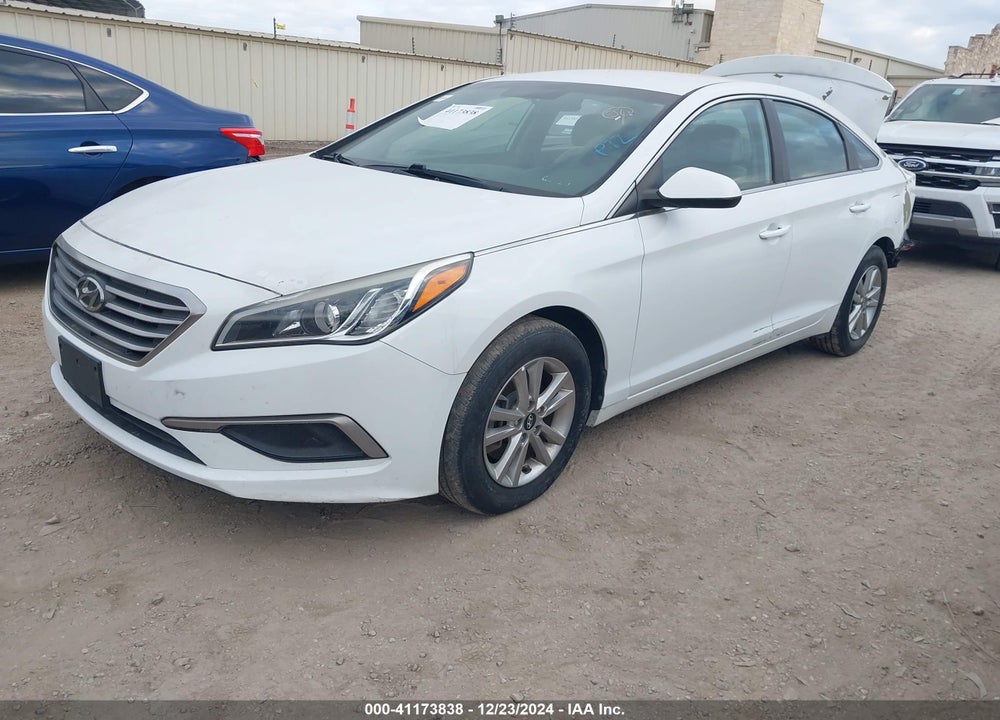 2016 HYUNDAI SONATA VIN: 5NPE24AF7GH404579
