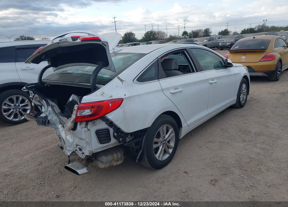 2016 HYUNDAI SONATA VIN: 5NPE24AF7GH404579
