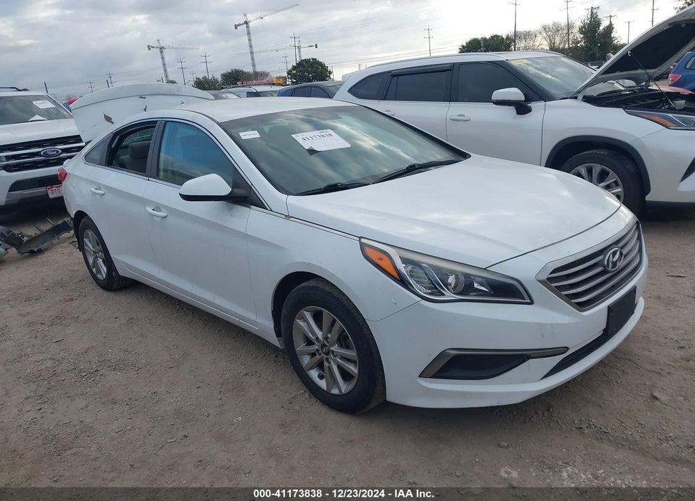 2016 HYUNDAI SONATA VIN: 5NPE24AF7GH404579