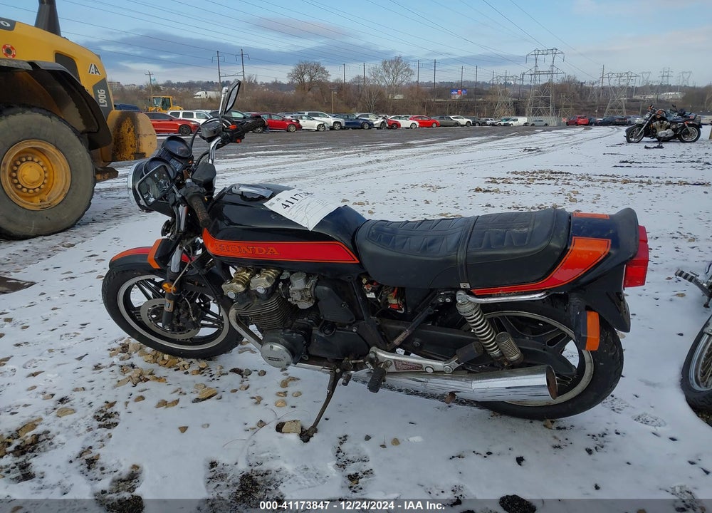 1981 HONDA CB900 F VIN: JH2SC0104BM004912