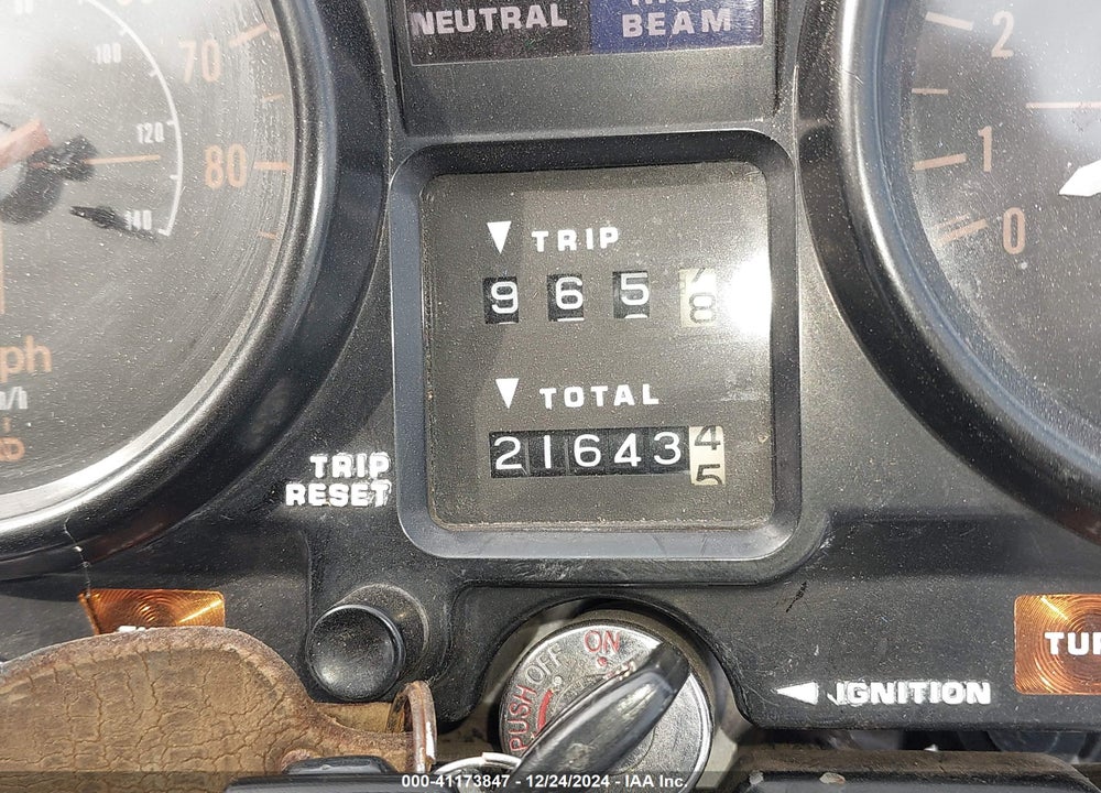 1981 HONDA CB900 F VIN: JH2SC0104BM004912