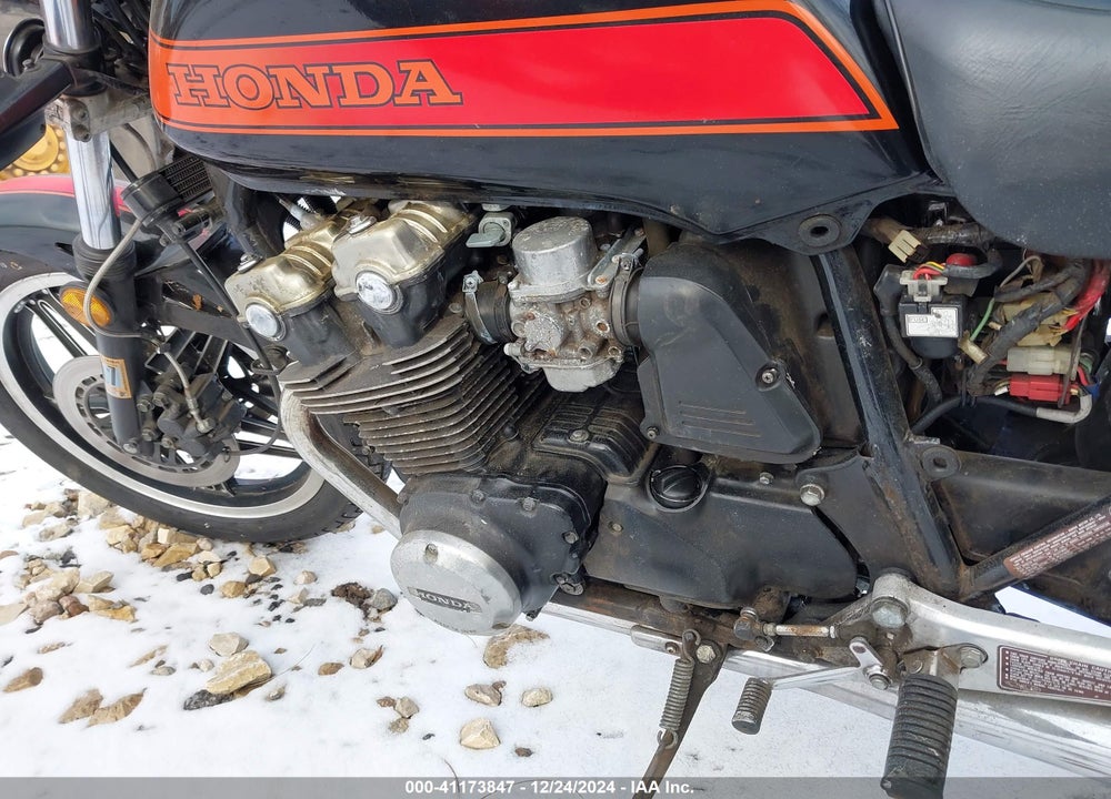 1981 HONDA CB900 F VIN: JH2SC0104BM004912