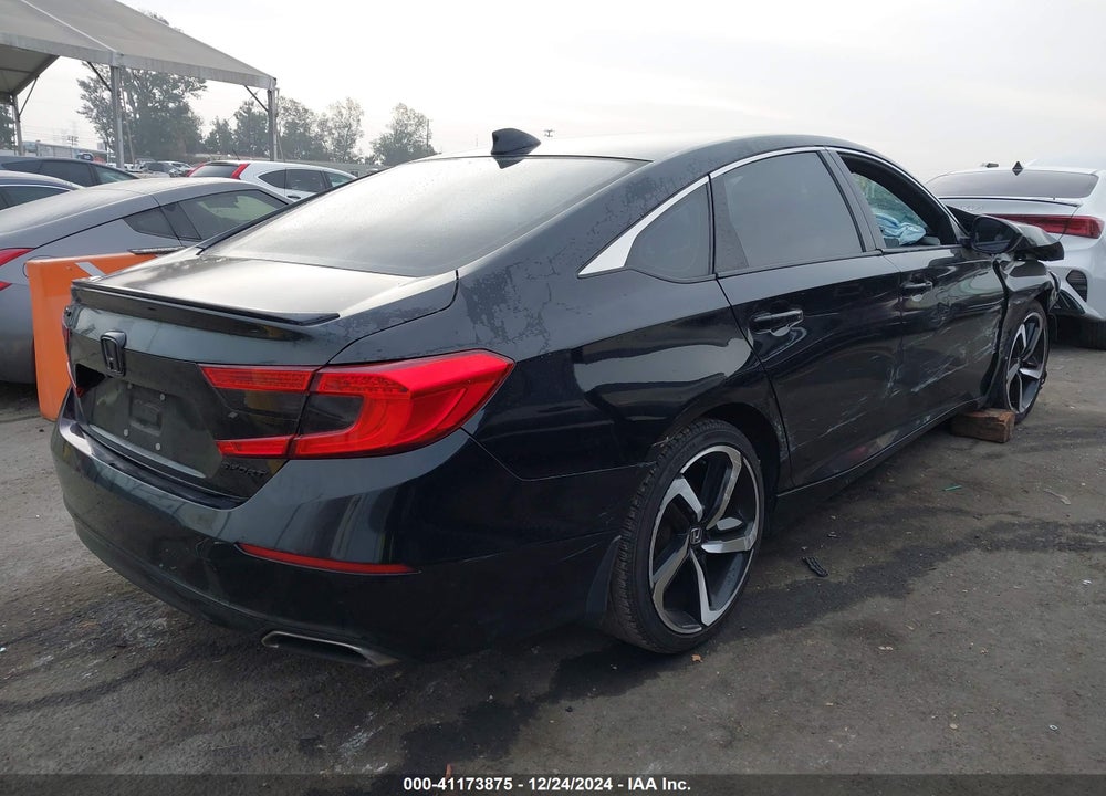 2018 HONDA ACCORD VIN: 1HGCV1F37JA184002