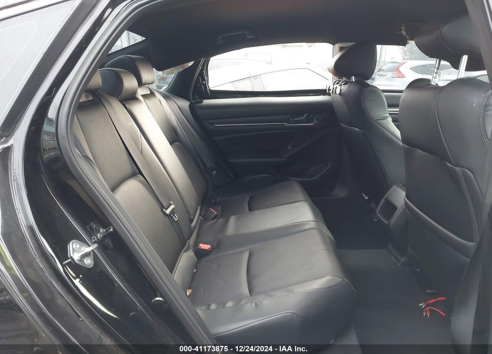 2018 HONDA ACCORD VIN: 1HGCV1F37JA184002