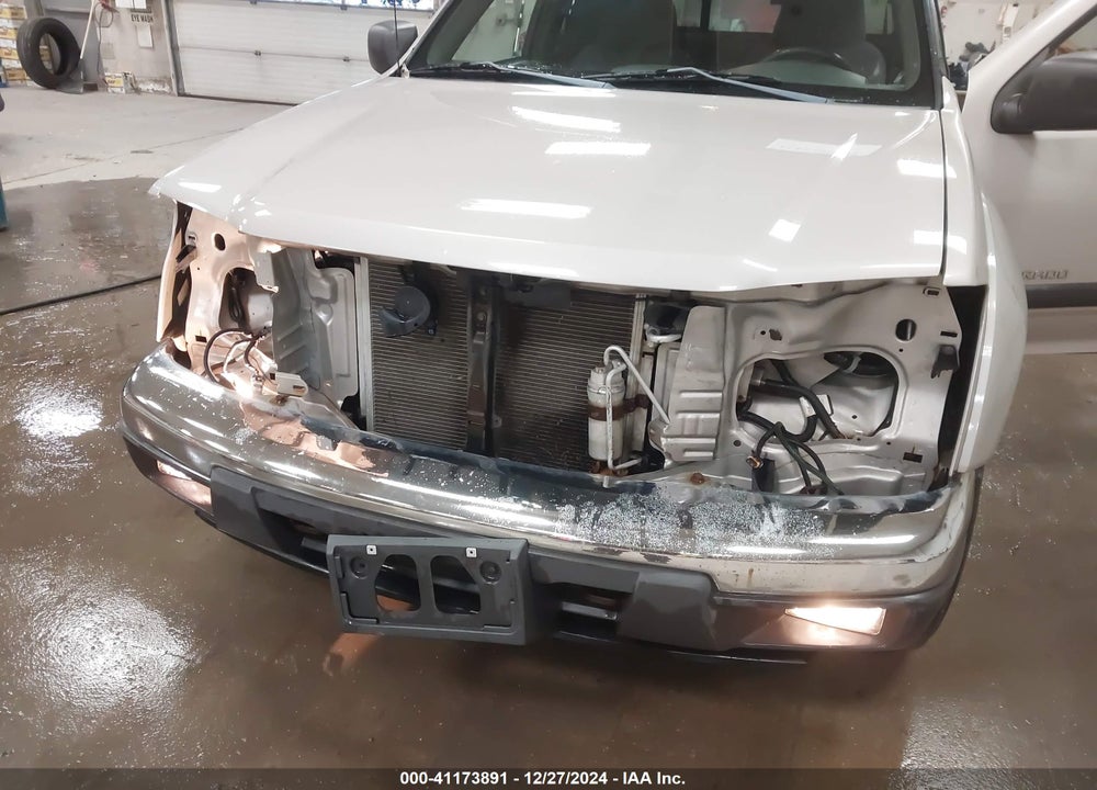 2004 CHEVROLET COLORADO LS VIN: 1GCDT196148159770