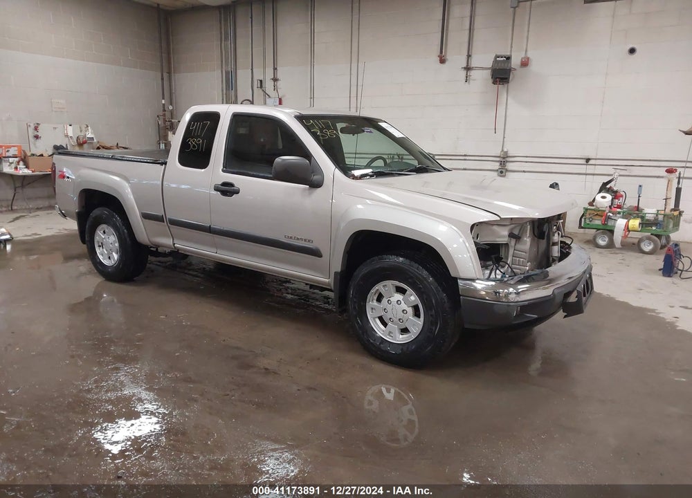 2004 CHEVROLET COLORADO LS VIN: 1GCDT196148159770