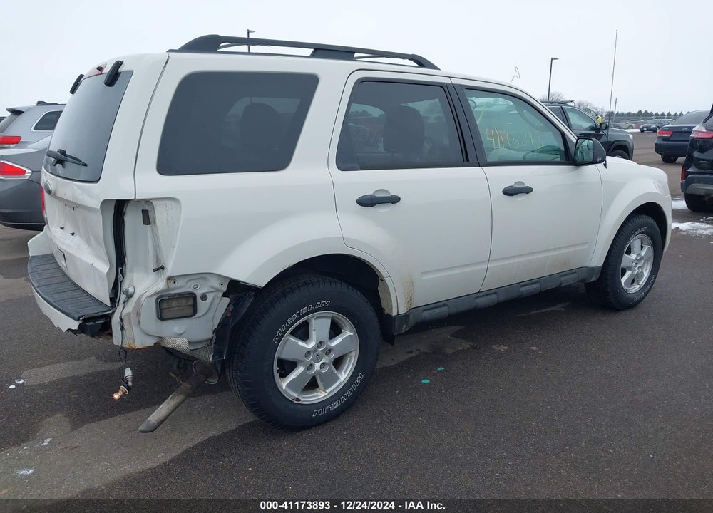2010 FORD ESCAPE VIN: 1FMCU9D71AKC14879