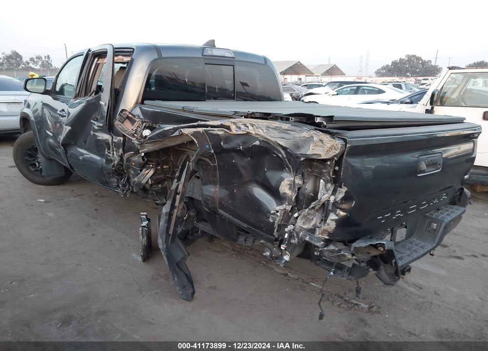 2019 TOYOTA TACOMA SR5 V6 VIN: 3TMAZ5CN4KM097797