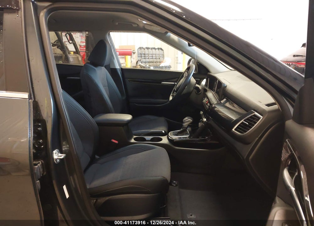 2024 KIA SELTOS S VIN: KNDEUCAAXR7574919