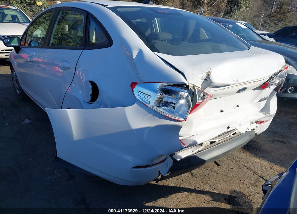 2014 FORD FIESTA S VIN: 3FADP4AJ2EM225817