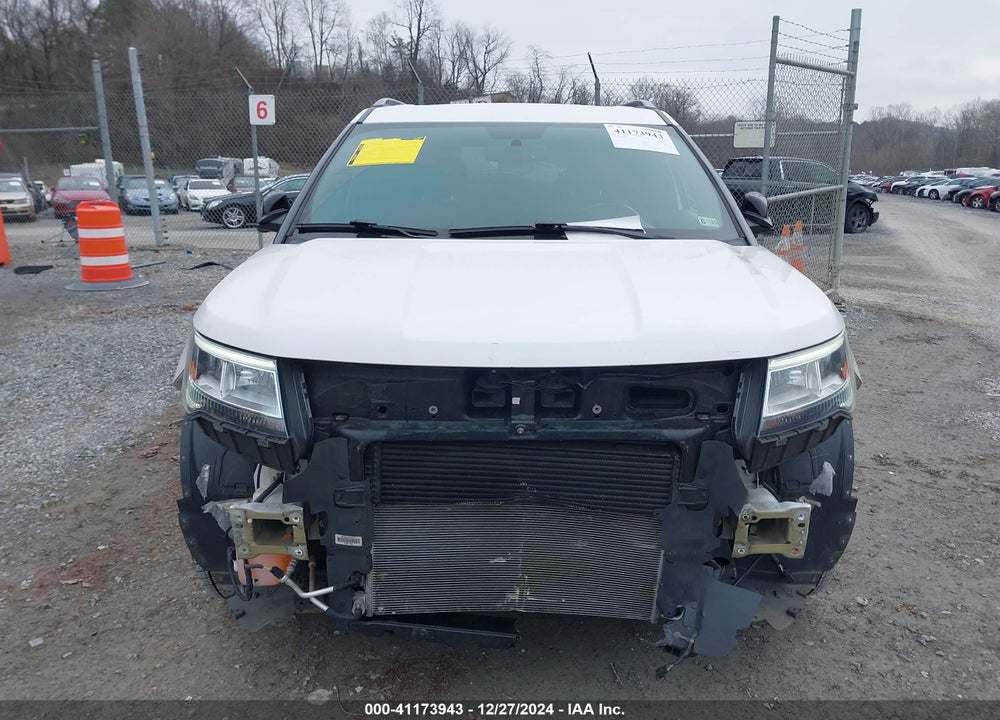 2017 FORD EXPLORER XLT VIN: 1FM5K8DH4HGC44215