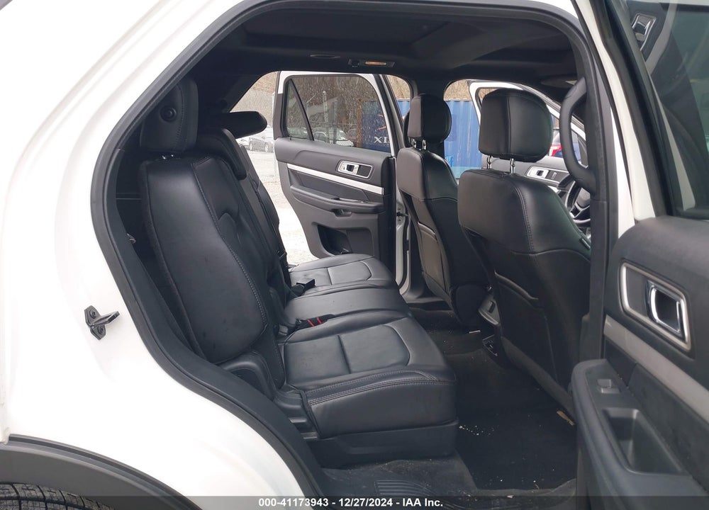 2017 FORD EXPLORER XLT VIN: 1FM5K8DH4HGC44215