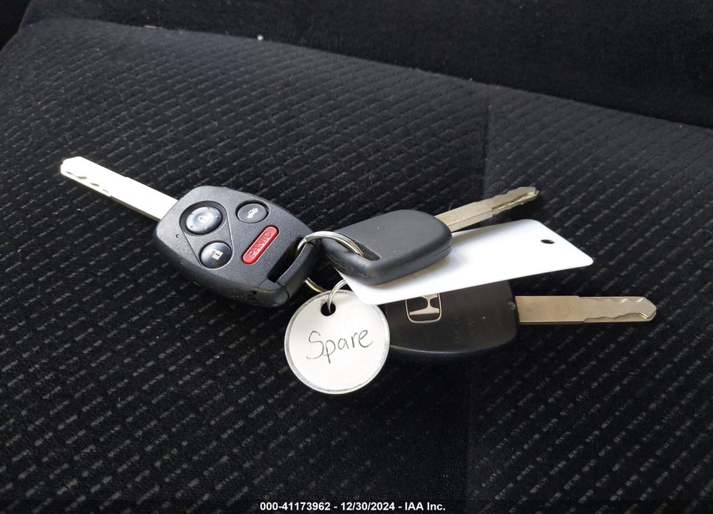2011 HONDA ACCORD 2.4 EX VIN: 1HGCP2E72BA060077